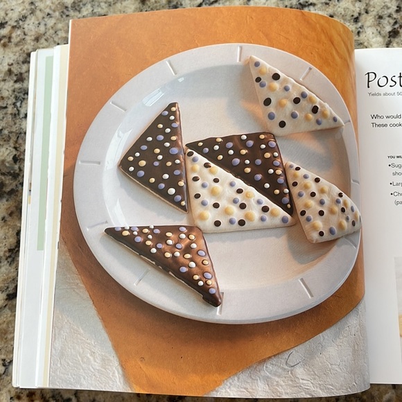 EUC The Artful Cookie Baking & Decorating Cookbook PB Book by Aaron Morgan - Picture 4 of 6